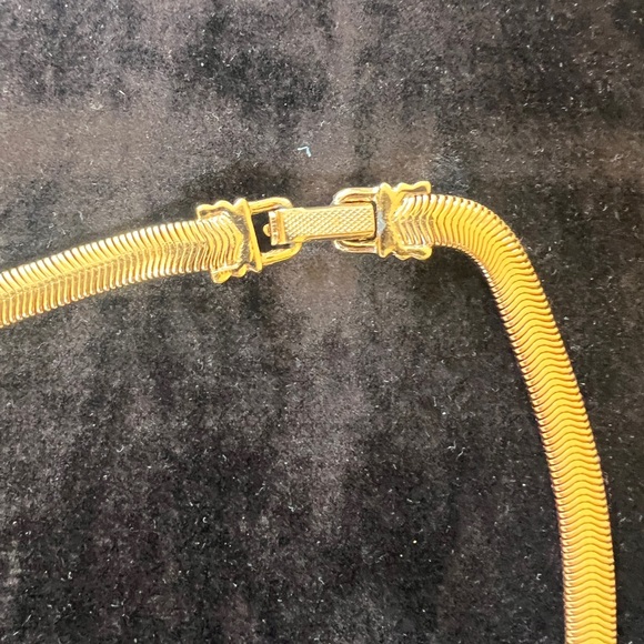 Dior Elegant Gold Necklace with white stones Accents - Picture 8 of 13